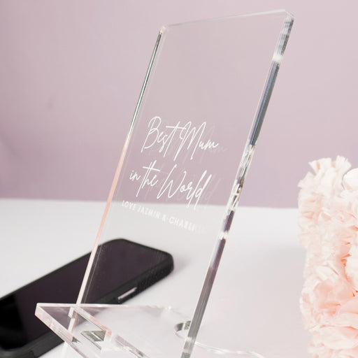 Engraved phone stand – a thoughtful Mother's Day gift