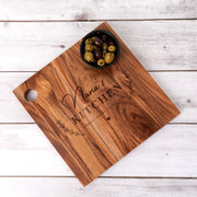 Natural Acacia serving board with personalised message for motherly figures
