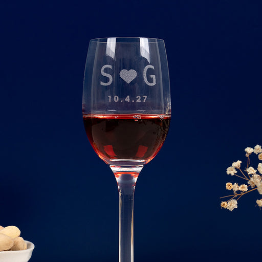 Custom engraved wedding favour liqueur glass for elegant toasts