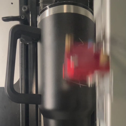 Insulated personalised tumbler that keeps drinks hot or cold, perfect for on-the-go sipping